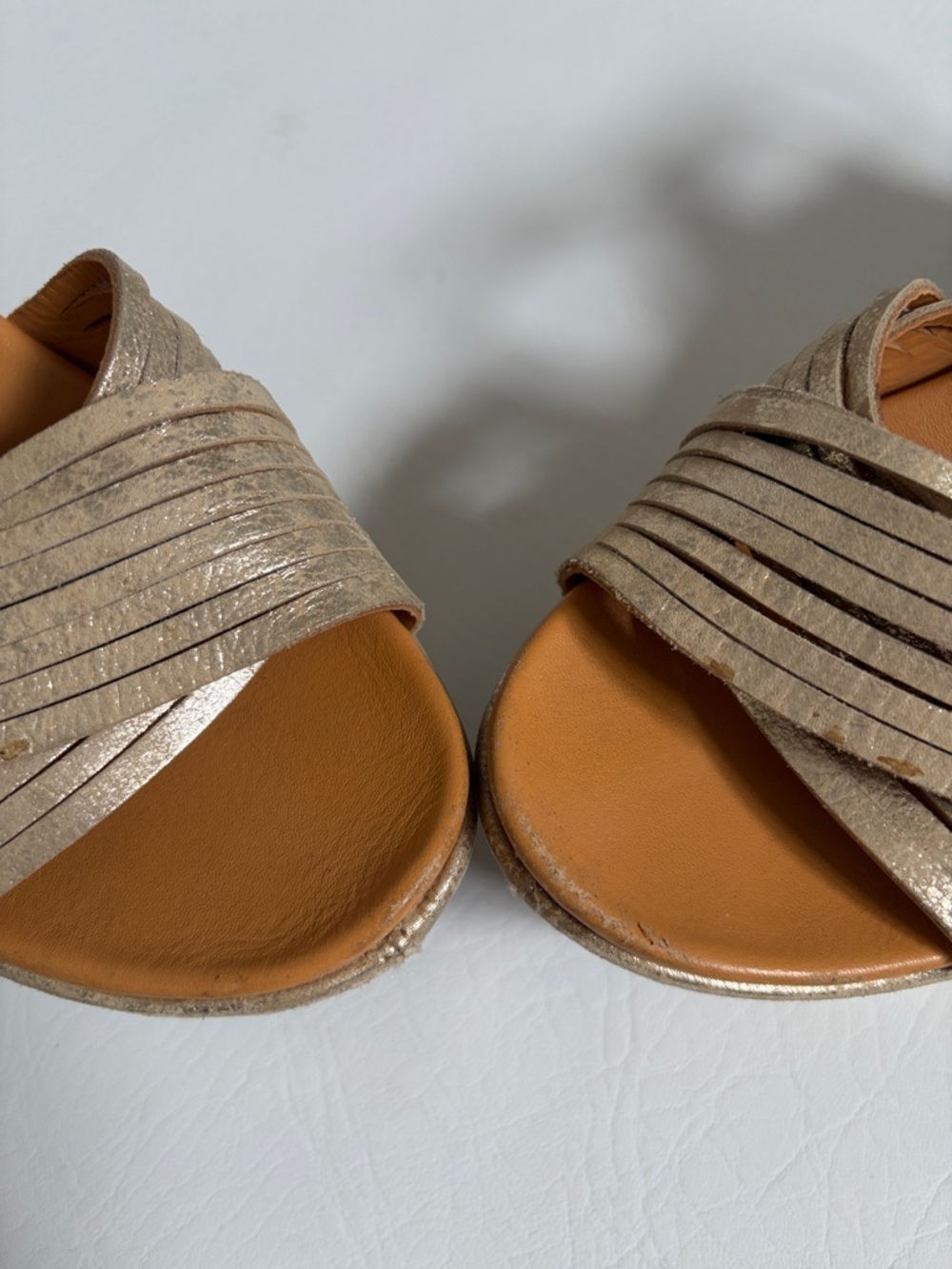 Kork-Ease Women’s Shoes Adelphi Leather Wedge Sandals Gold Boho size 6 - Picture 8 of 15